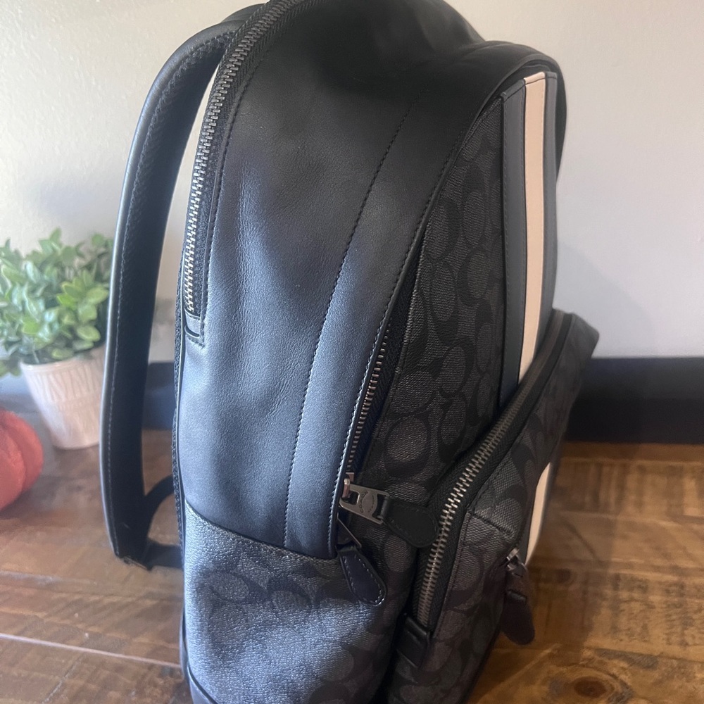 Coach Men’s West Backpack In Signature Canvas With Varsity Stripe Very Rare EUC - Picture 5 of 5